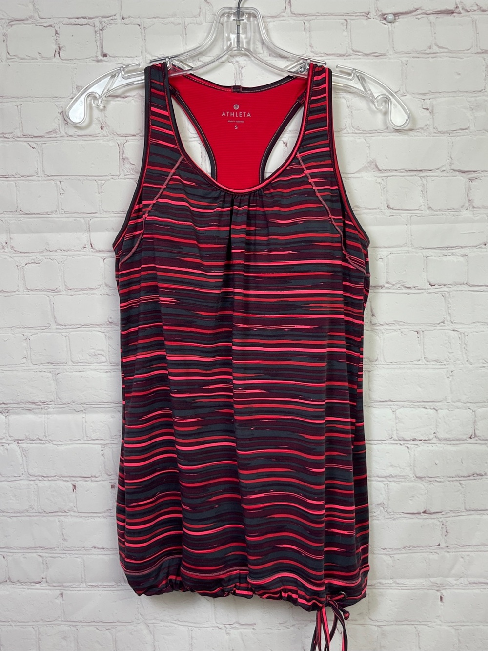 Athleta Tinker Tank in Red and Black Size Small